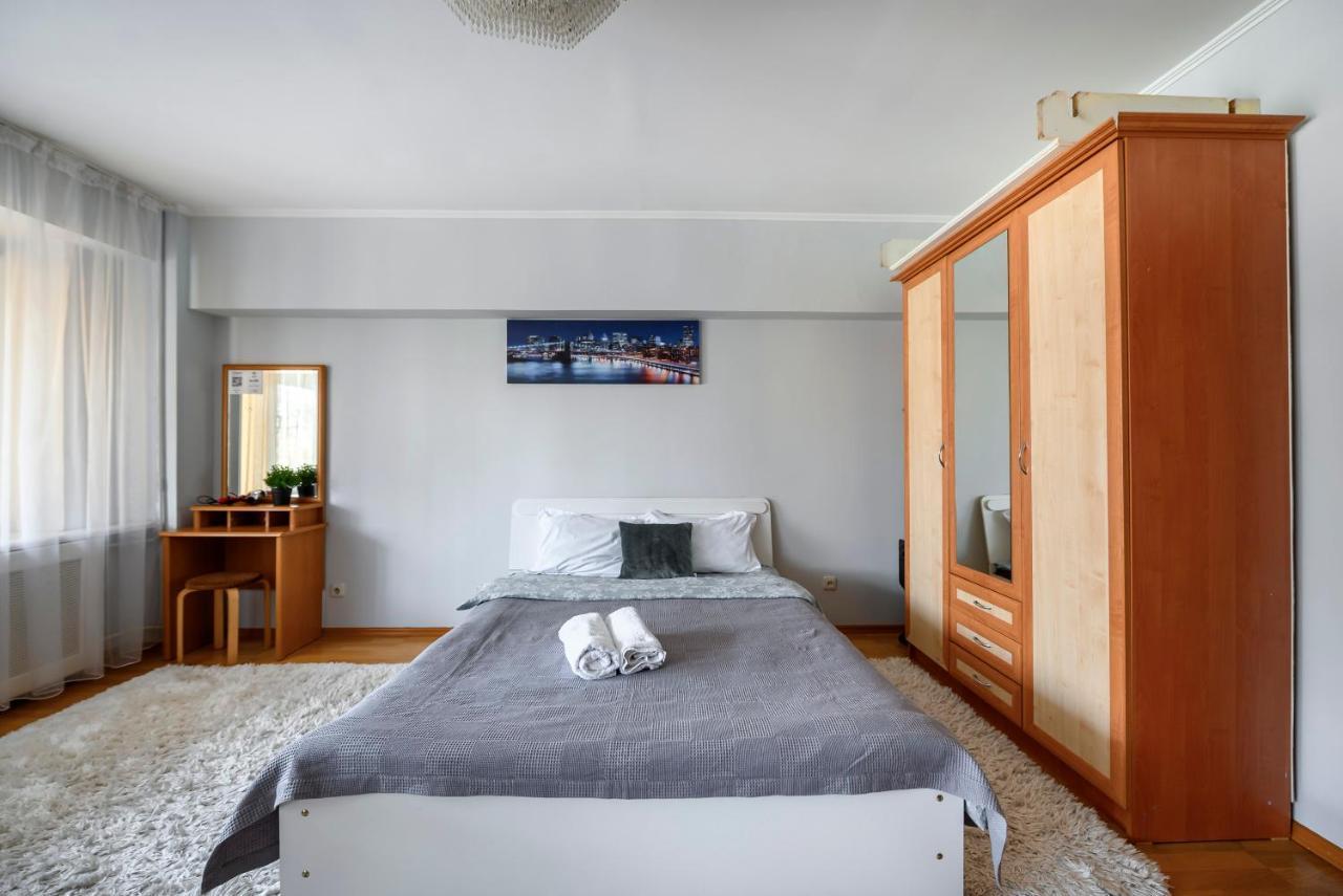 На Проспекте Ленина Apartment Almaty Exterior photo