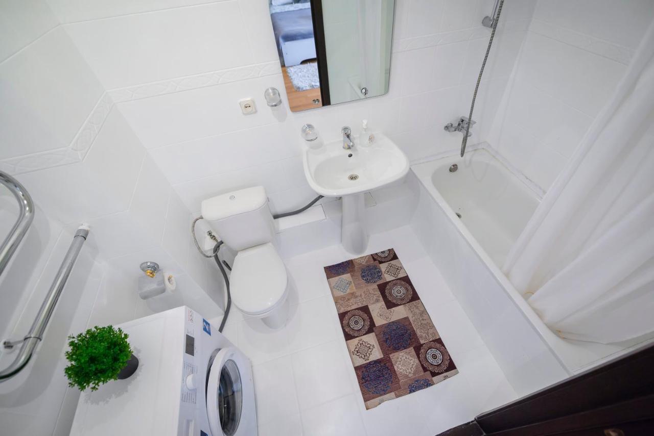 На Проспекте Ленина Apartment Almaty Exterior photo