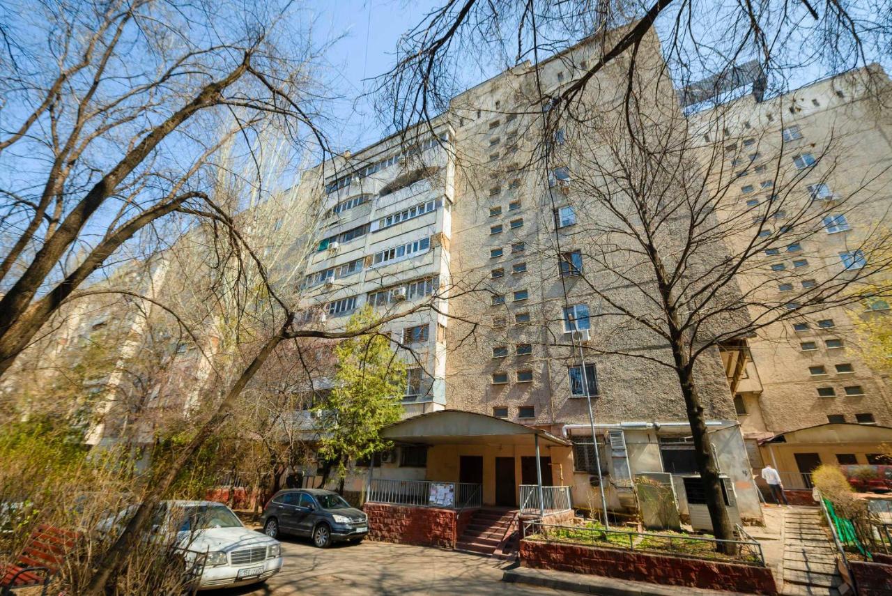 На Проспекте Ленина Apartment Almaty Exterior photo